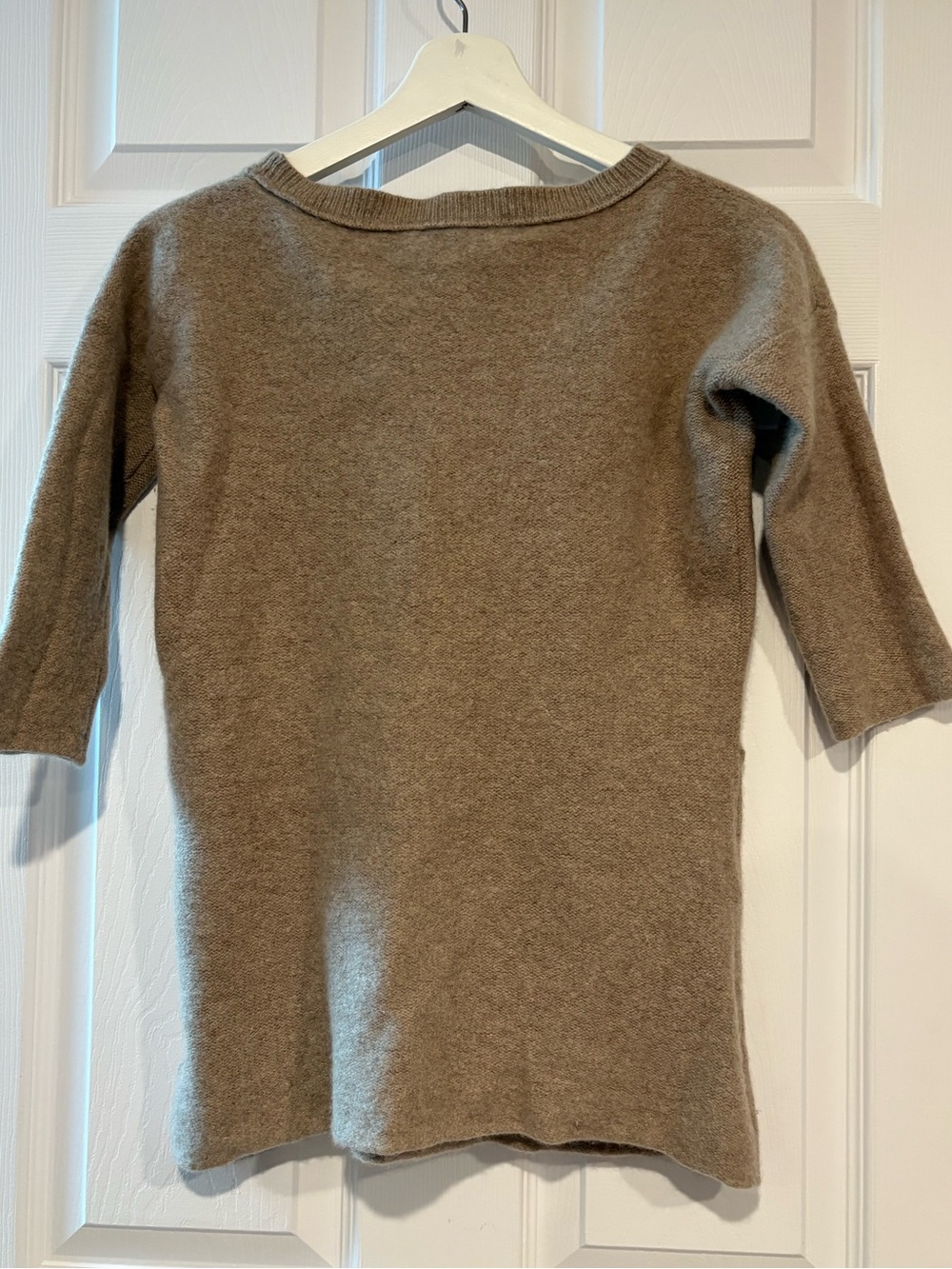 360Cashmere 100% Cashmere Taupe Knit Sweater Pocket Soft Luxury Fits XS - Picture 4 of 6